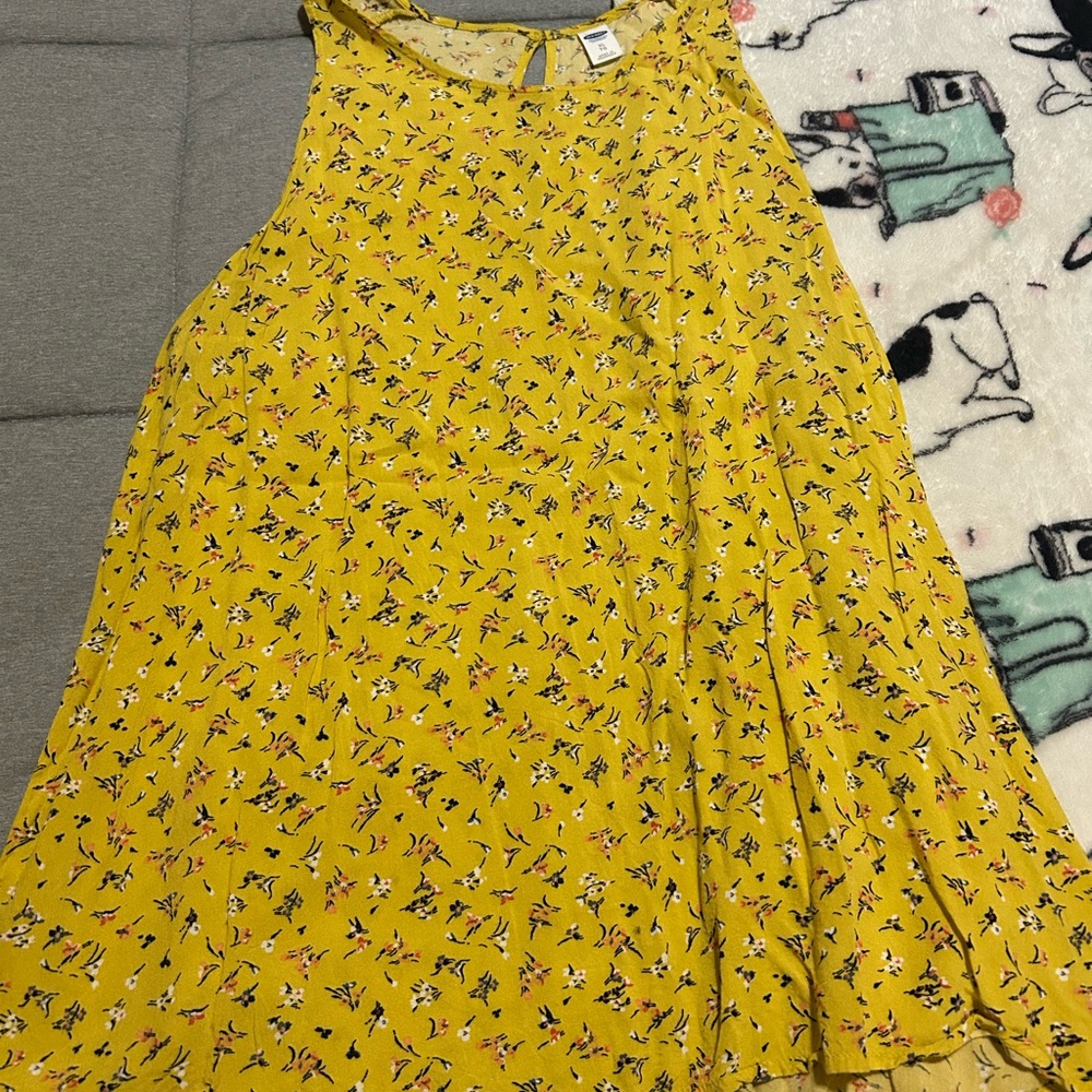 FLORAL TOP